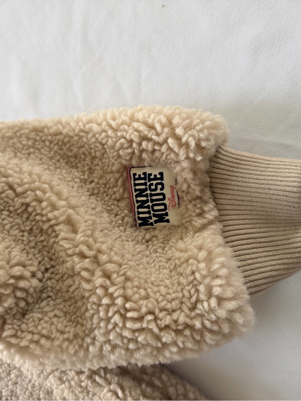 NEW H&M Disney Appliquéd Teddy Fleece Bomber Jacket  Size 5T/6 (Little Kids) - Picture 6 of 14